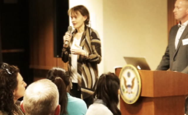 【開催10/19(火)】EducationUSA主催：日本人留学経験者によるパネルディスカッション「コミカレ留学　～準備からコミカレ卒後の進路まで～」