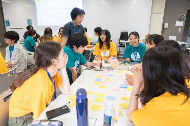 多言語教育ワークショップ ～多言語で俳句を詠む～