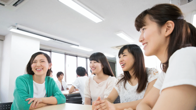社会課題に挑戦する4つの研究室を見学！