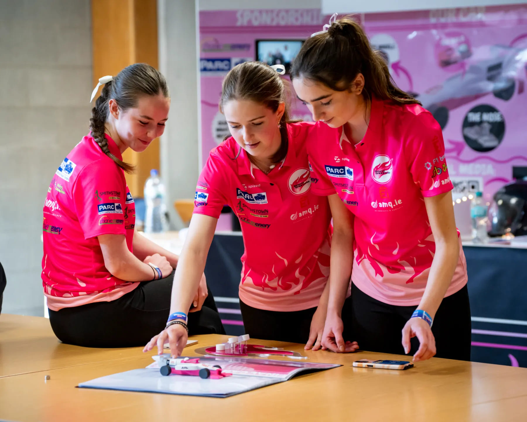 速さをつくる仕事を知ろう！STEM Racing Japan